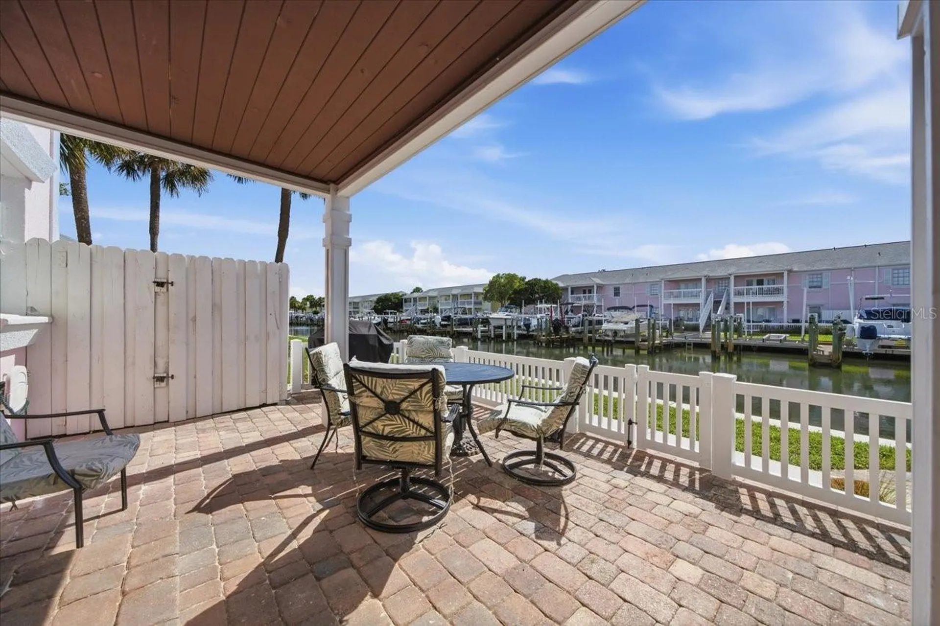 4843 Coquina Key Drive SE St Petersburg FL 33705