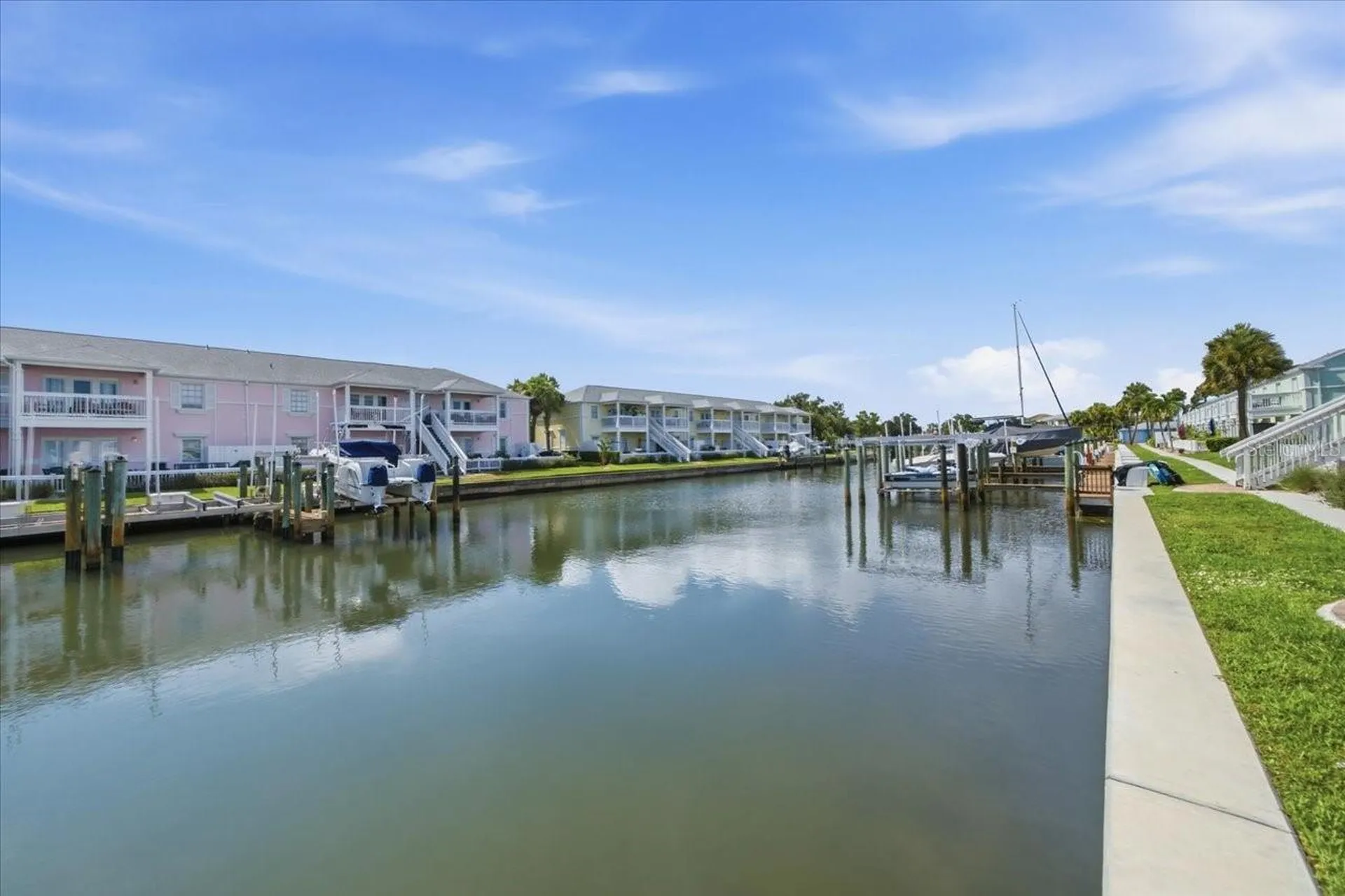 4843 Coquina Key Drive SE St Petersburg FL 33705
