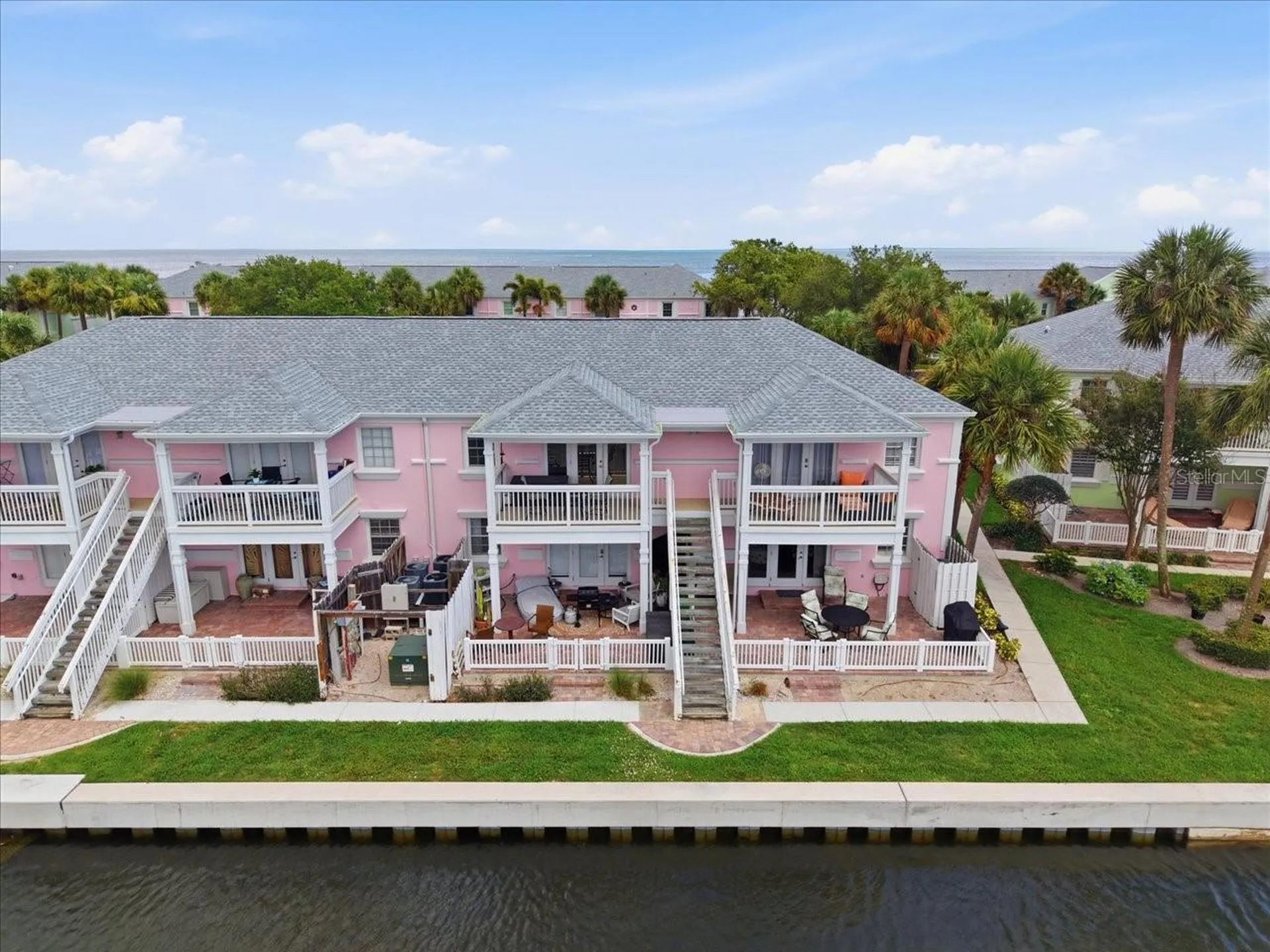 4843 Coquina Key Drive SE St Petersburg FL 33705