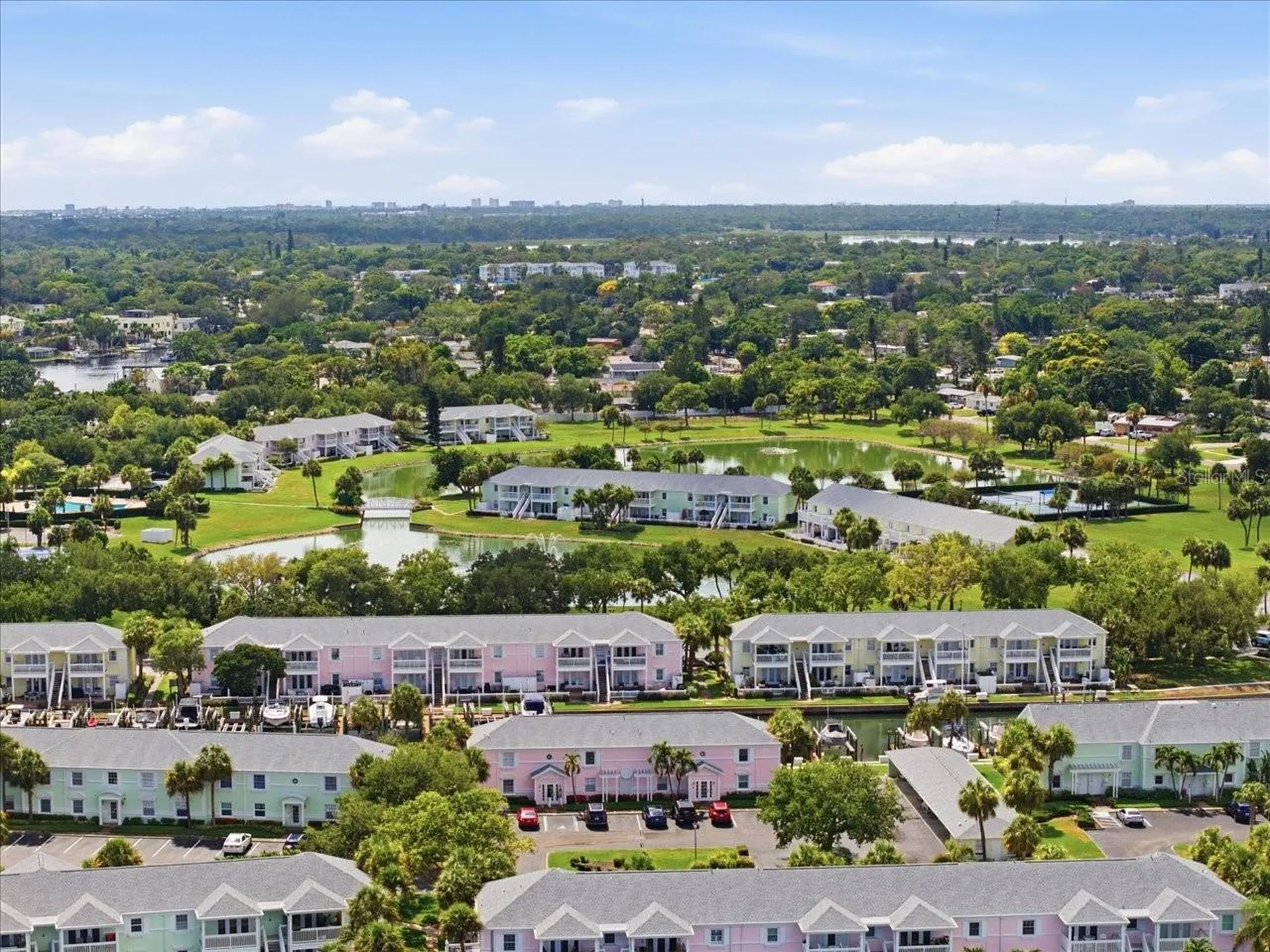 4843 Coquina Key Drive SE St Petersburg FL 33705