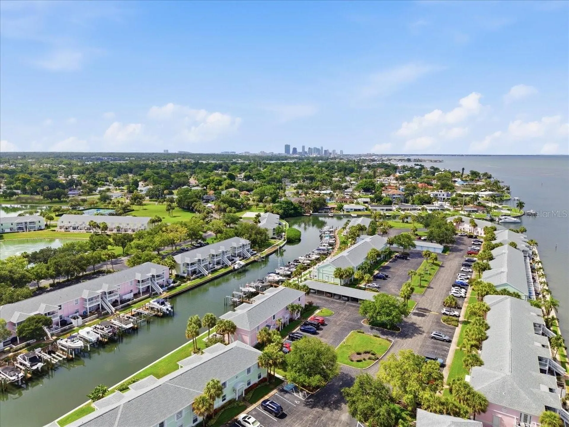 4843 Coquina Key Drive SE St Petersburg FL 33705