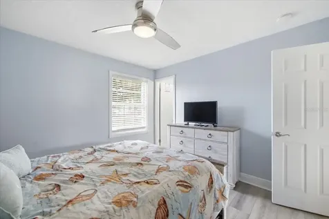 4843 Coquina Key Drive SE St Petersburg FL 33705