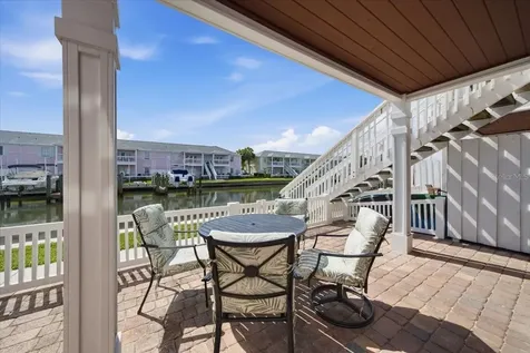 4843 Coquina Key Drive SE St Petersburg FL 33705