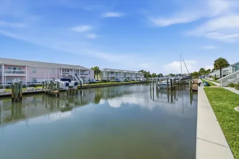4843 Coquina Key Drive SE St Petersburg FL 33705
