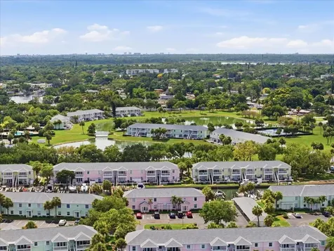 4843 Coquina Key Drive SE St Petersburg FL 33705