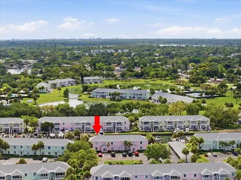 4843 Coquina Key Drive SE St Petersburg FL 33705