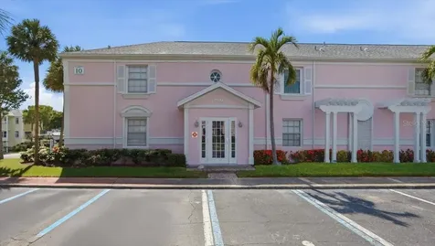4843 Coquina Key Drive SE St Petersburg FL 33705