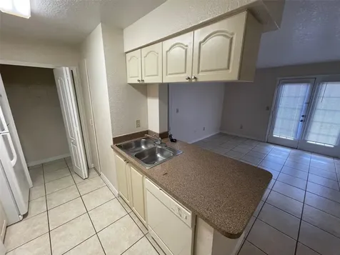 2550 N Alafaya Trail Orlando FL 32826