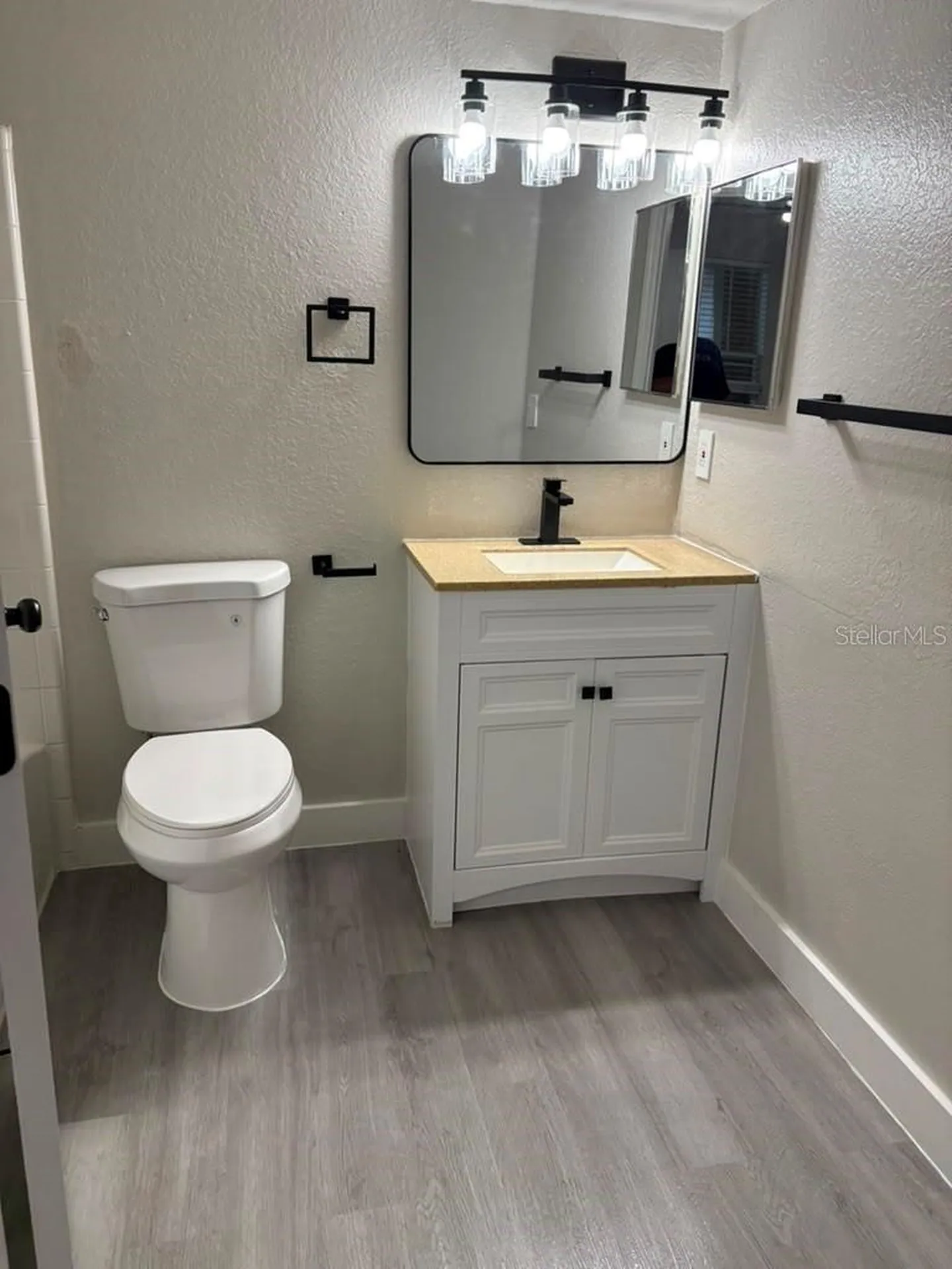 2216 Grand Cayman Court Kissimmee FL 34741