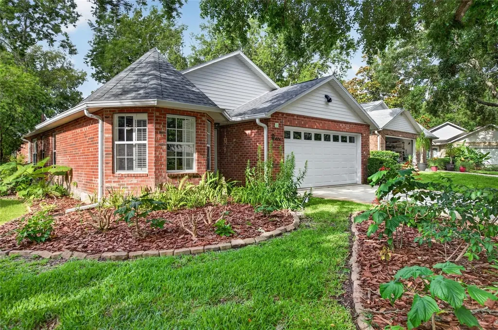 18 Oak Village Drive Ormond Beach FL 32174