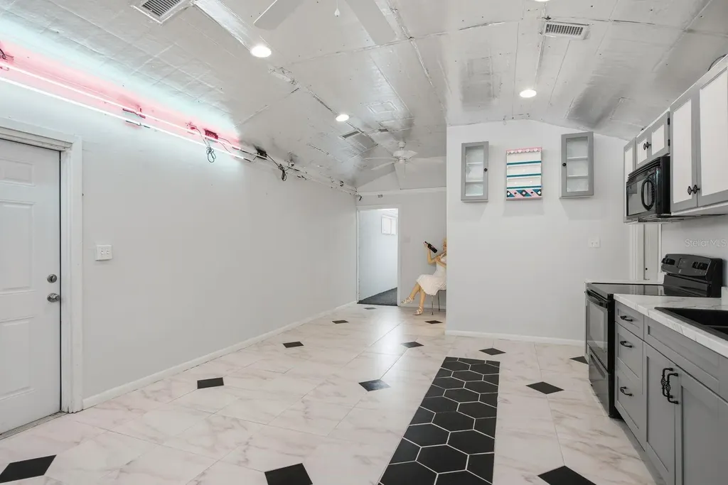 6309 Werner Avenue New Port Richey FL 34652