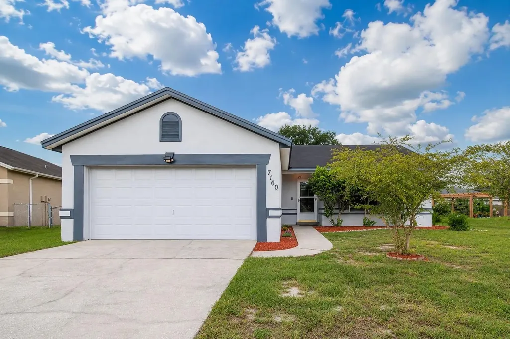 7160 Pebble Pass Loop Lakeland FL 33810