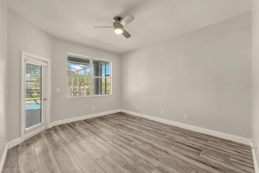 5849 Heronrise Crescent Drive Lithia FL 33547
