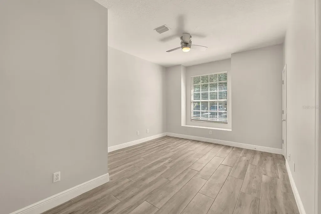 5849 Heronrise Crescent Drive Lithia FL 33547