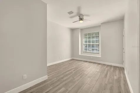 5849 Heronrise Crescent Drive Lithia FL 33547