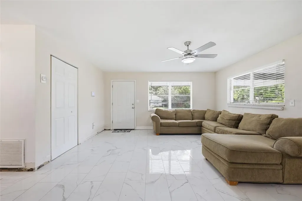 1651 Messina Avenue Orlando FL 32811