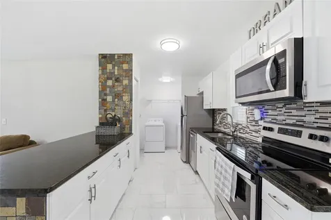 1651 Messina Avenue Orlando FL 32811