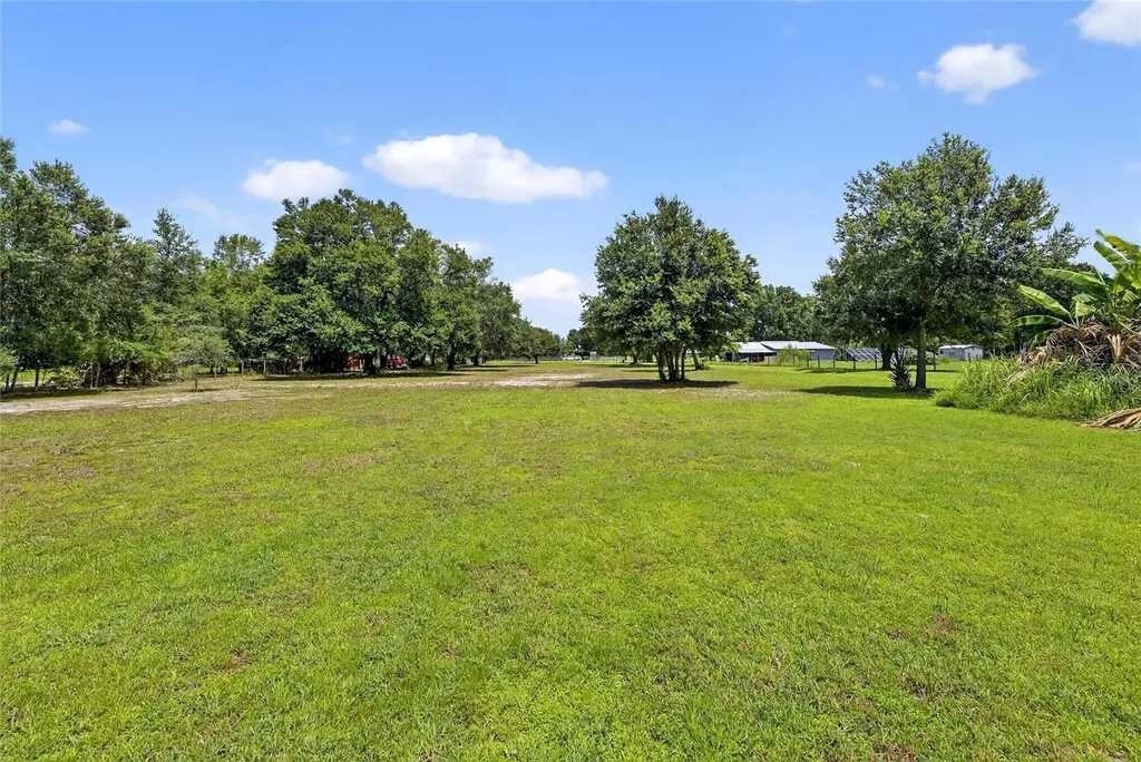 205 Wendel Avenue Lithia FL 33547