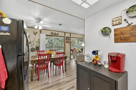 205 Wendel Avenue Lithia FL 33547