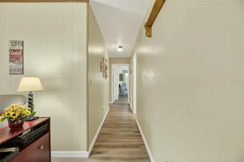 205 Wendel Avenue Lithia FL 33547