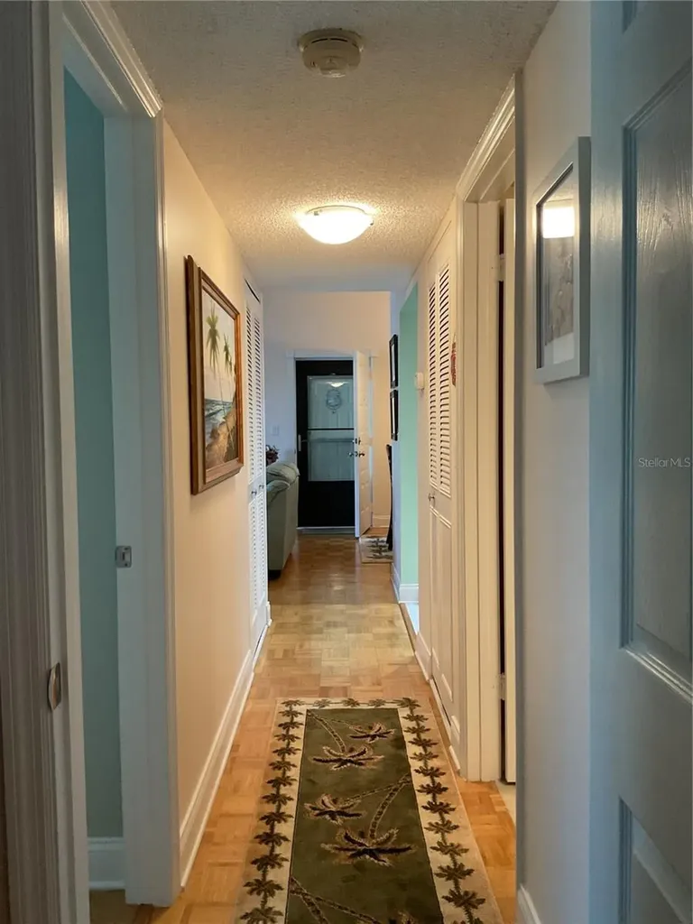2655 Pine Ridge Way N Palm Harbor FL 34684