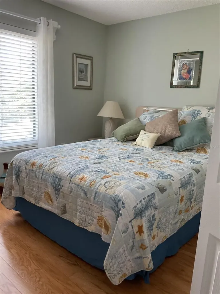 2655 Pine Ridge Way N Palm Harbor FL 34684