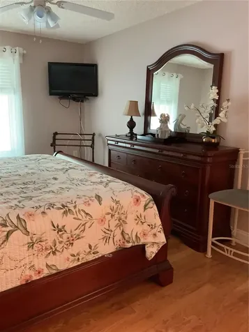 2655 Pine Ridge Way N Palm Harbor FL 34684