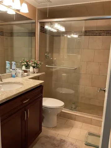 2655 Pine Ridge Way N Palm Harbor FL 34684