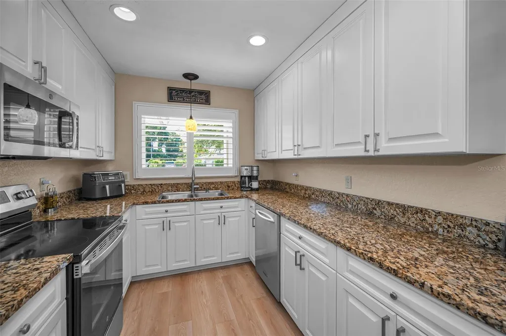 1732 Golf View Drive Belleair FL 33756