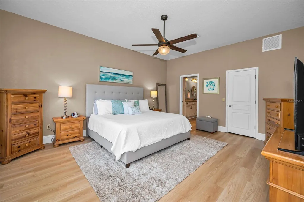 1732 Golf View Drive Belleair FL 33756