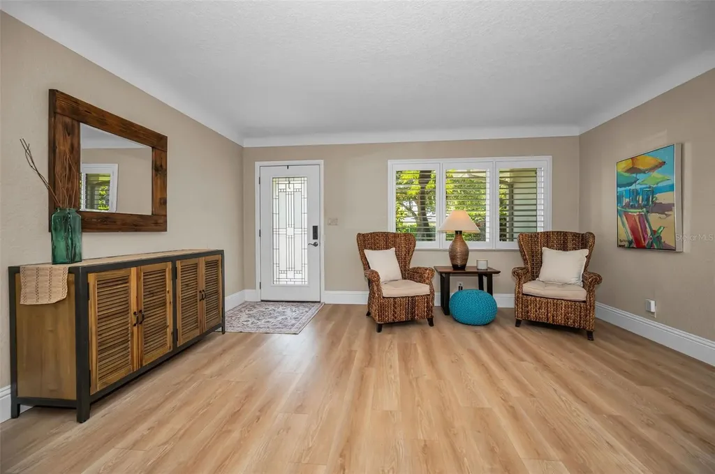 1732 Golf View Drive Belleair FL 33756