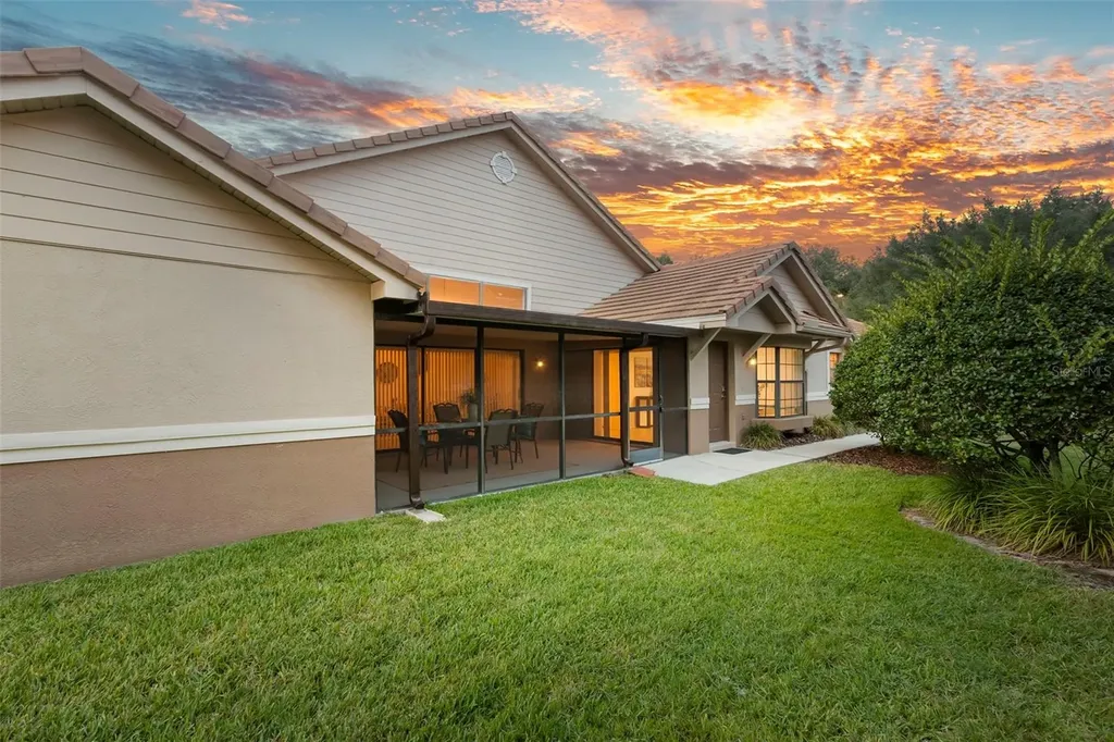 17716 Oak Bridge Street Tampa FL 33647