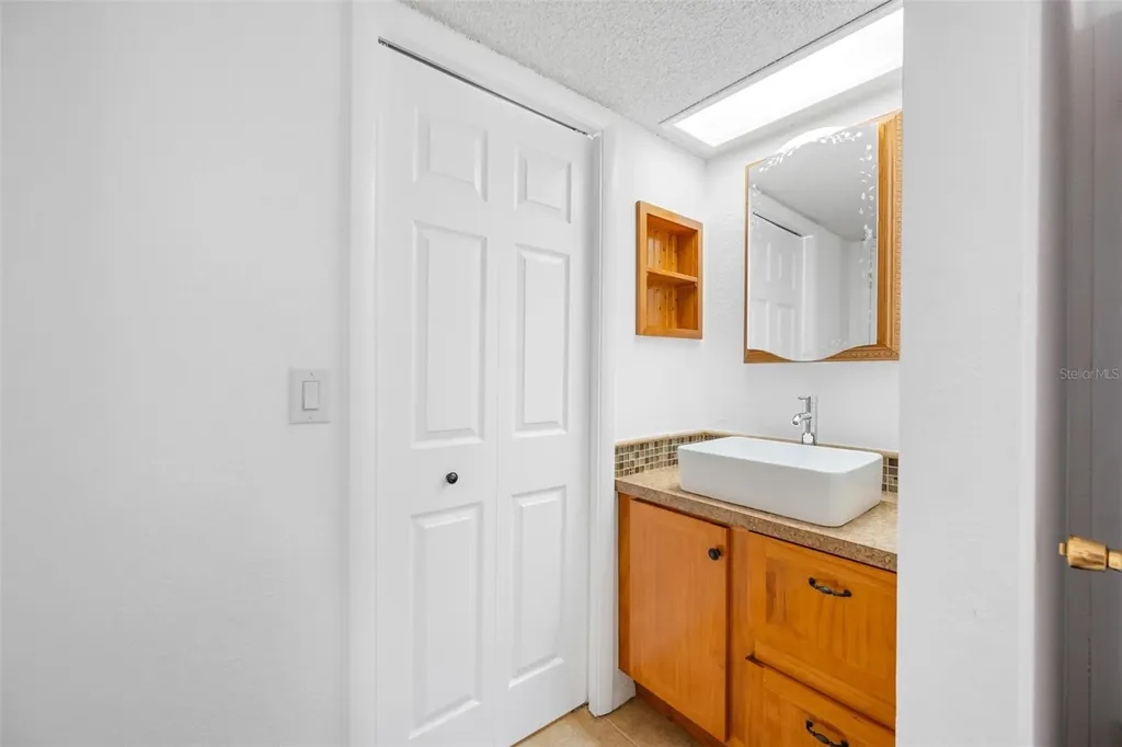11511 113th Street Seminole FL 33778