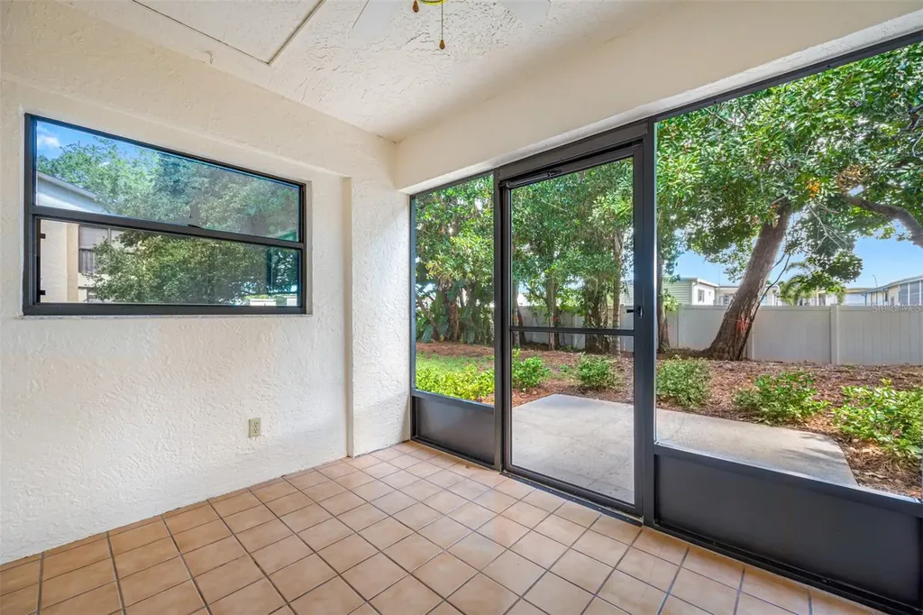 11511 113th Street Seminole FL 33778