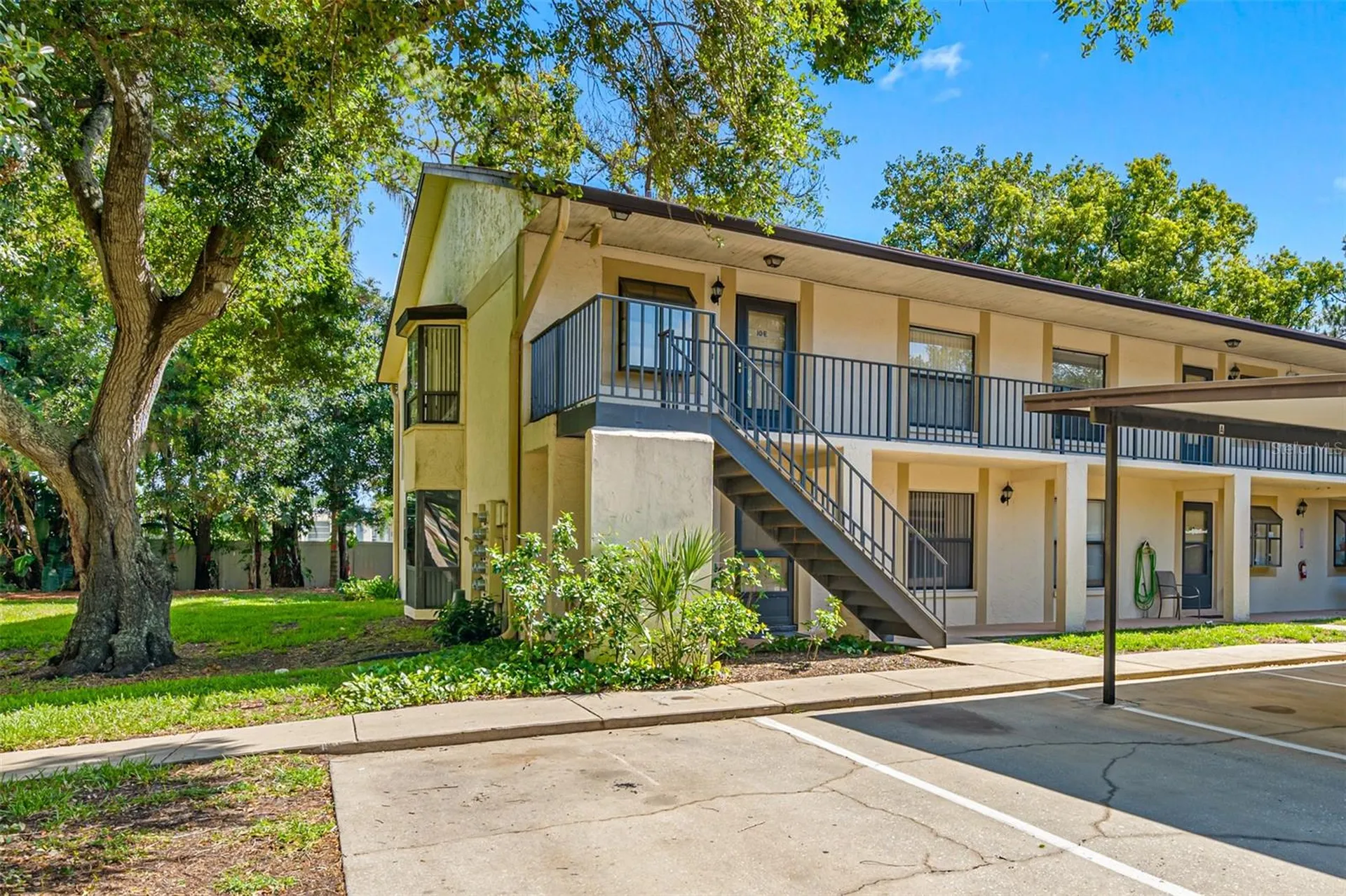 11511 113th Street Seminole FL 33778