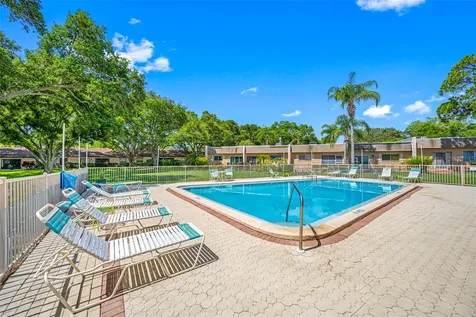 11511 113th Street Seminole FL 33778