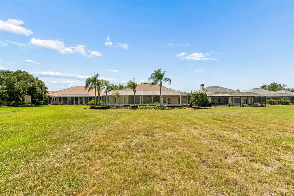 12749 Grand Traverse Drive Dade City FL 33525