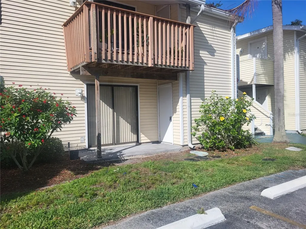 140 Hunter Lake Drive Oldsmar FL 34677