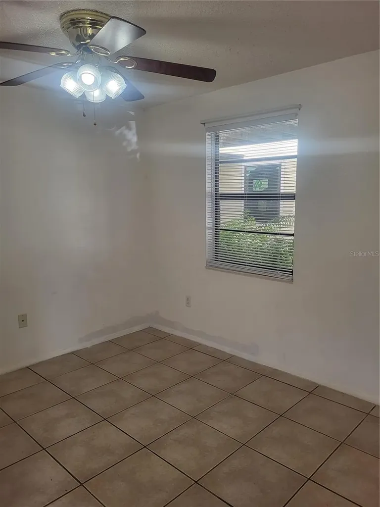 140 Hunter Lake Drive Oldsmar FL 34677
