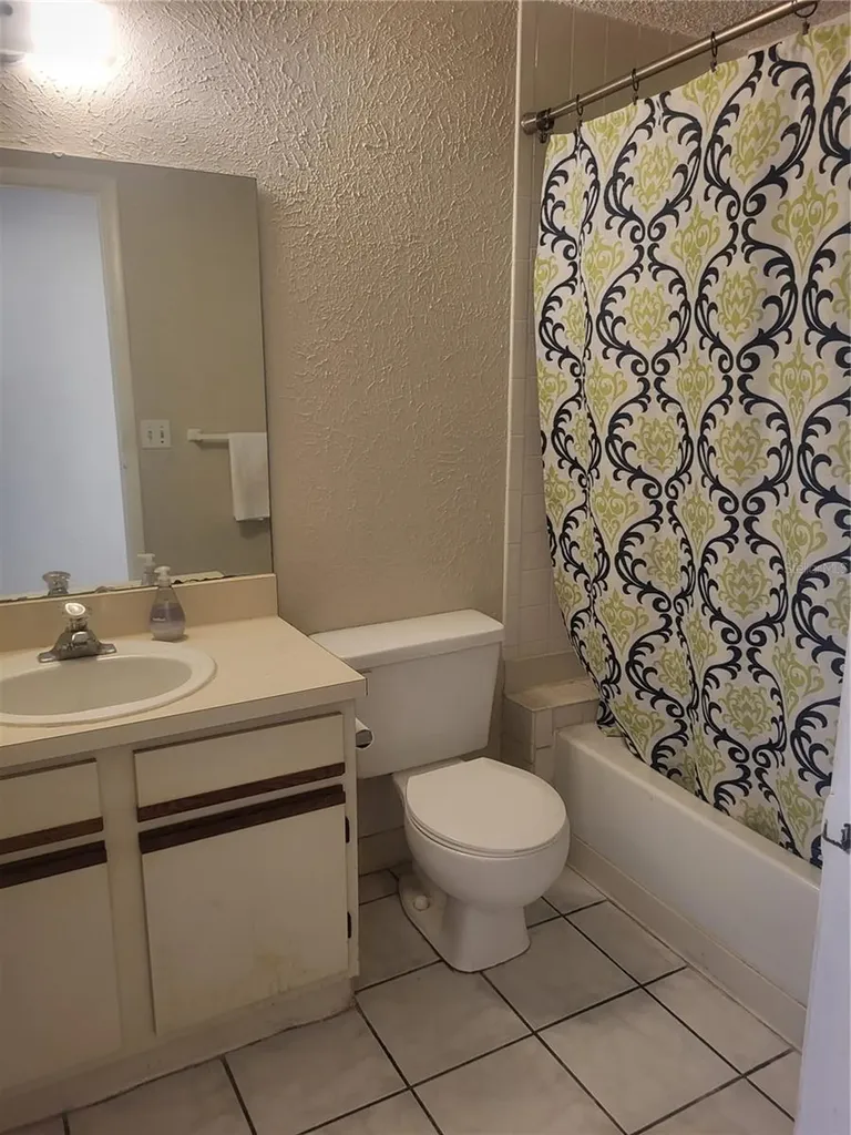 140 Hunter Lake Drive Oldsmar FL 34677