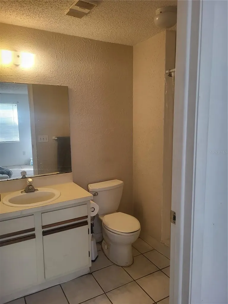 140 Hunter Lake Drive Oldsmar FL 34677