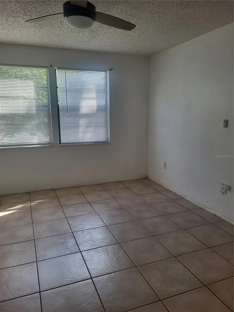 140 Hunter Lake Drive Oldsmar FL 34677