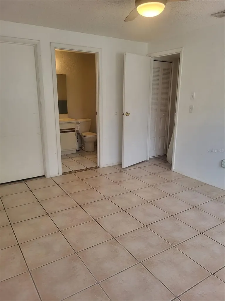 140 Hunter Lake Drive Oldsmar FL 34677