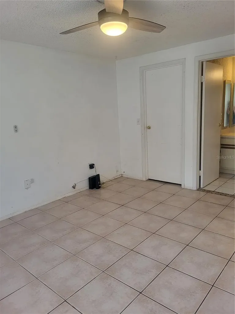 140 Hunter Lake Drive Oldsmar FL 34677