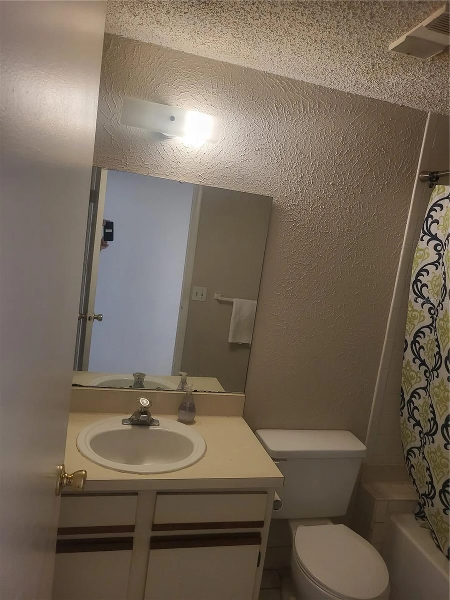 140 Hunter Lake Drive Oldsmar FL 34677