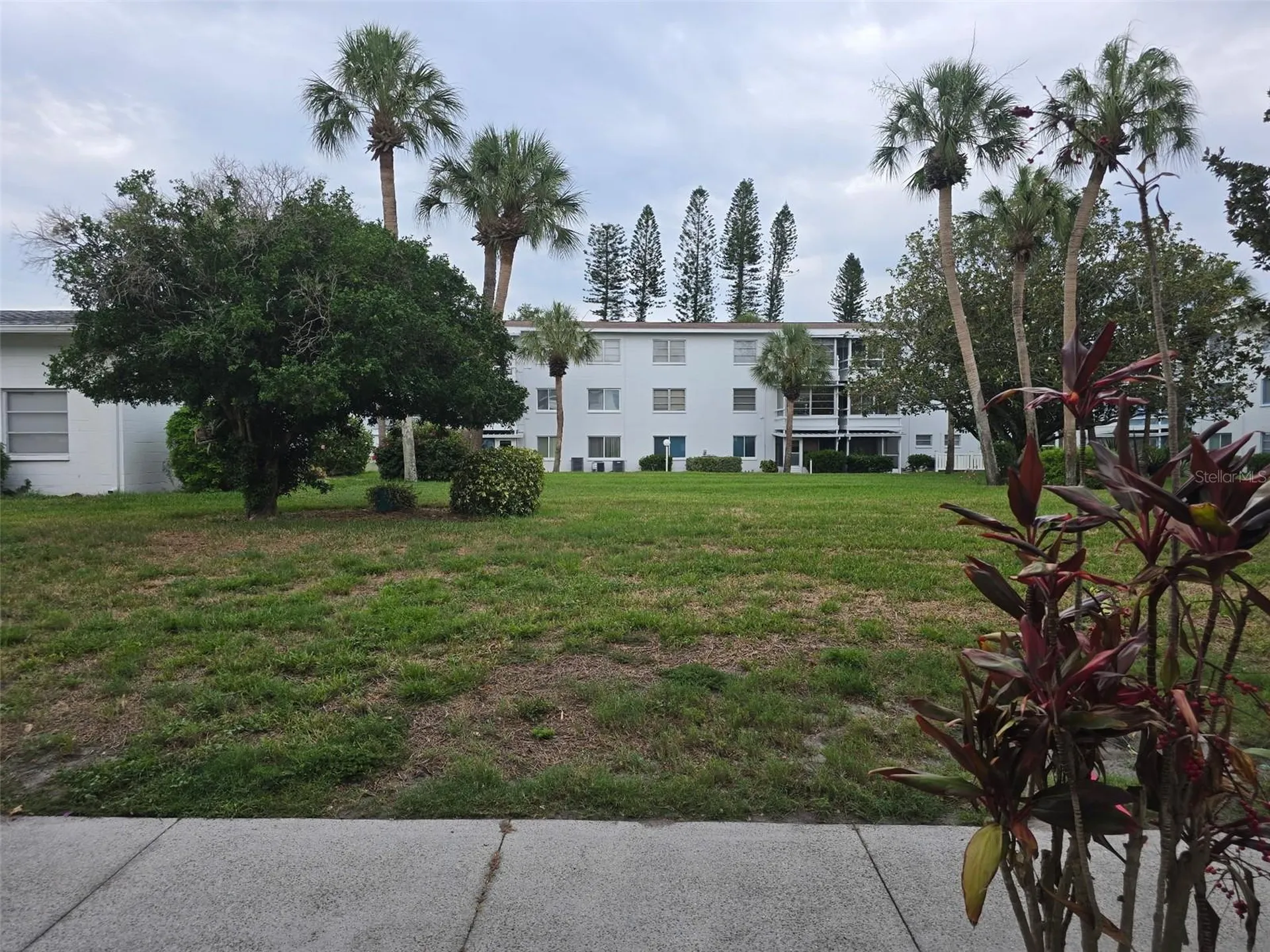 2007 Sunset Drive Bradenton FL 34207