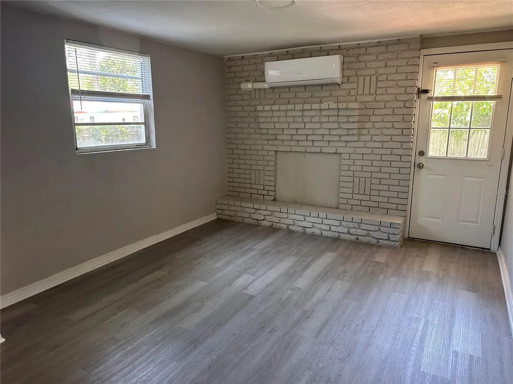 4017 Watson Road Tampa FL 33610