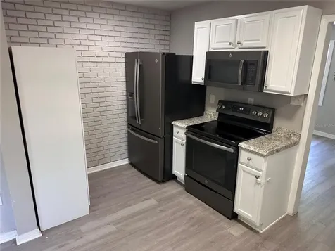4017 Watson Road Tampa FL 33610