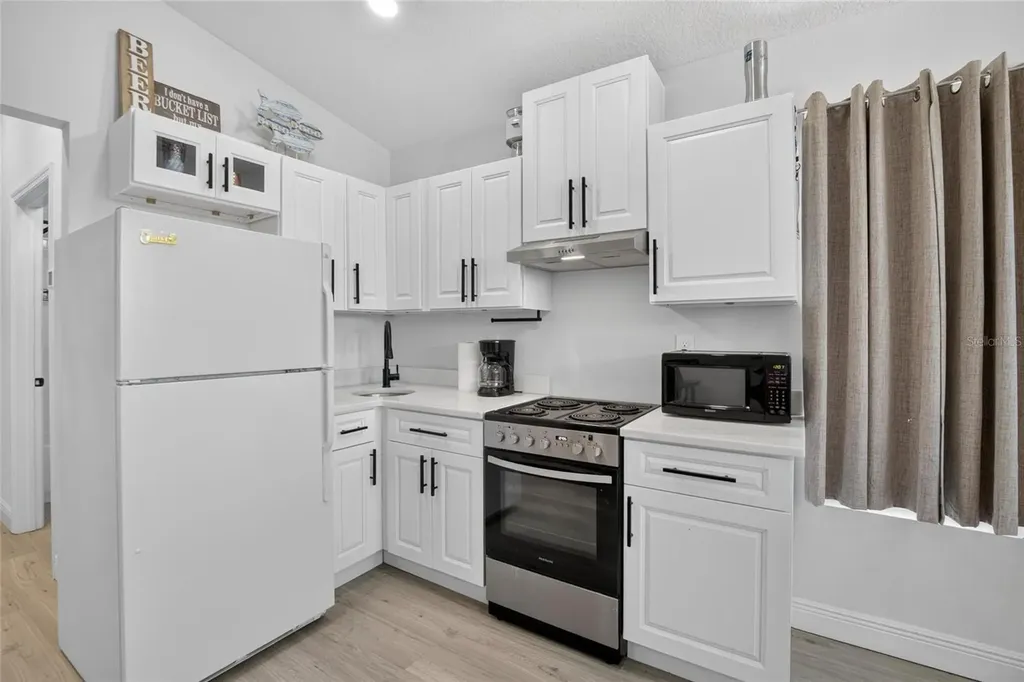 6411 Coquina Island Cove Apollo Beach FL 33572