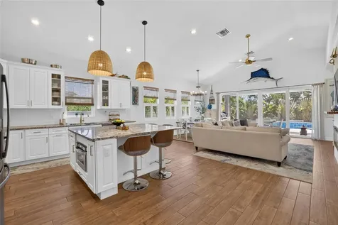 6411 Coquina Island Cove Apollo Beach FL 33572